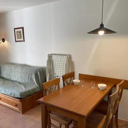 Joli Studio Plein Pied 4 Pers 82 Du Lac * Monflanquin